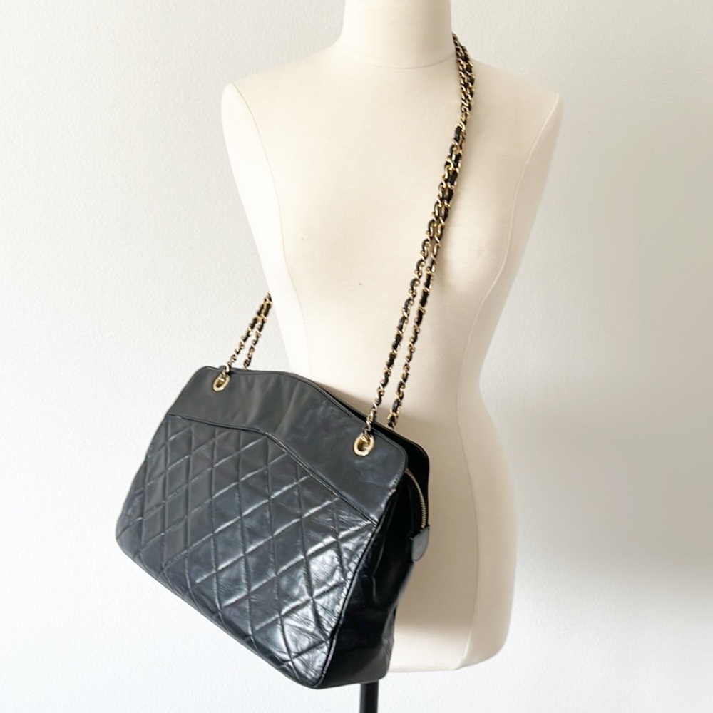 Large Chanel Lambskin Leather Bag